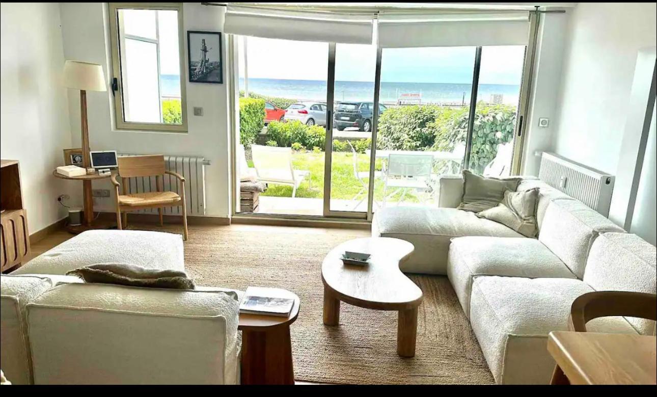 Apartment Beach, Front De & Garage